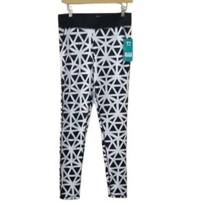 NWT Women's Black and White High Waist Yoga Pants ~M